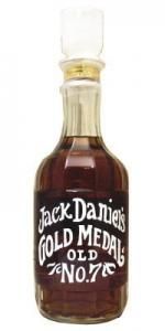 ジャック ダニエル 1904 ゴールドメダル 1500ｍｌ オールドボトル