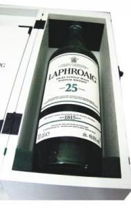 LAPHROAIG / ラフロイグ25年 カスクストレングス 2016リリース
