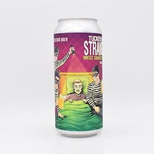 ペーパーバック タックドイン バイ ストレンジャーズ