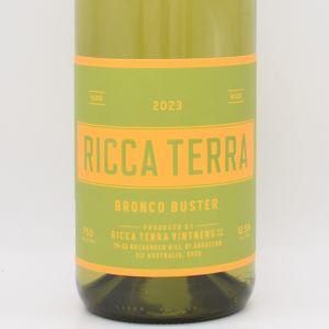 ブロンコ・バスター 2023 白 750ml / リッカ・テッラ